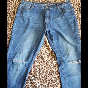 City Chic Denim Ripped Knee Skinny Jean